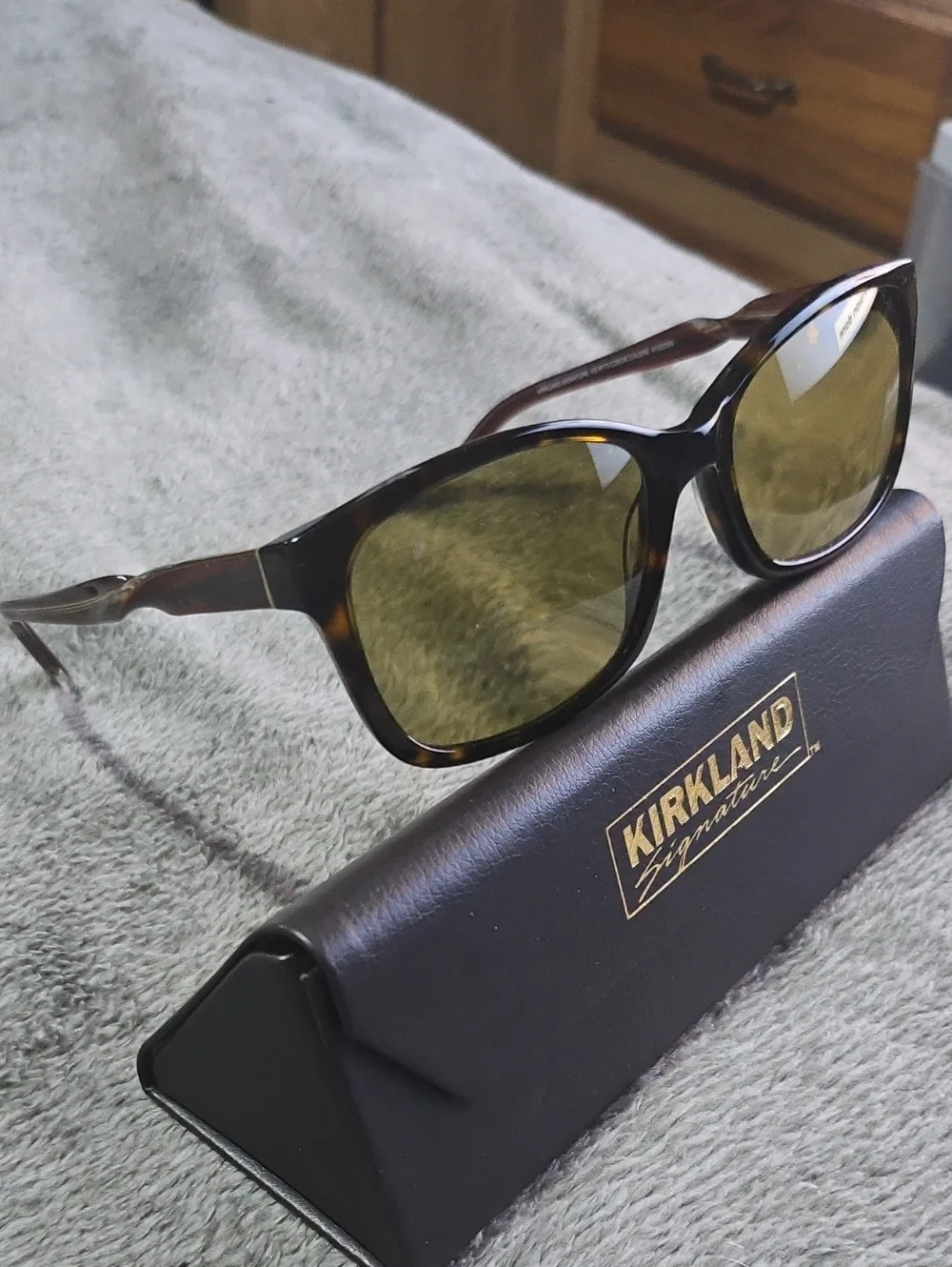 Kirkland Signature Womens Designer Polarized Sunglasses
